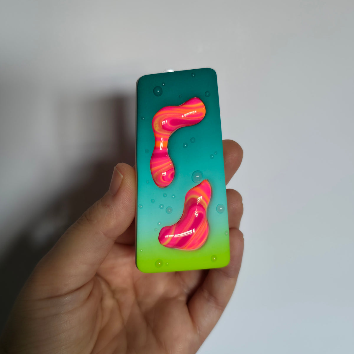 8cm Lava Blob - Blue/Pink